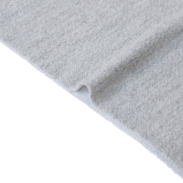 28% သိုးမွှေး Polyester သည်အဖြူရောင် Bouleck အထည်များကိုဖယ်ရှားခဲ့သည်