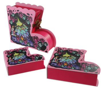 Loving Shoe-Shaped Gift Box for Christmas Day