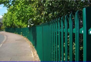 palisade galvanised metal security fencing