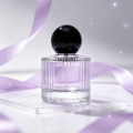 زجاجة عطر مستديرة أنيقة