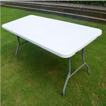 Outdoor folding table and chair set