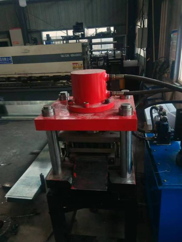 Hydraulic Connector Machine