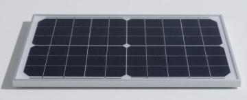 High-voltage solar panel