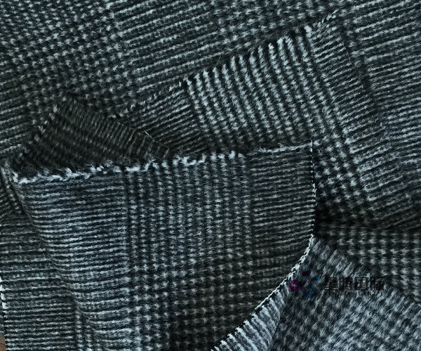 Popular Plaid Woolen Fabric