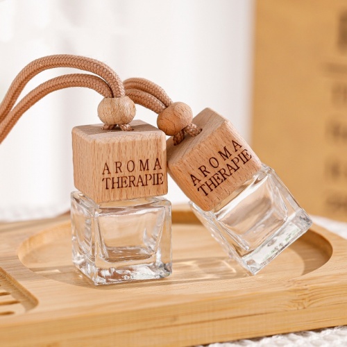 Garrafa de vidro transparente para reflexão de ar do carro - exibição elegante de aroma