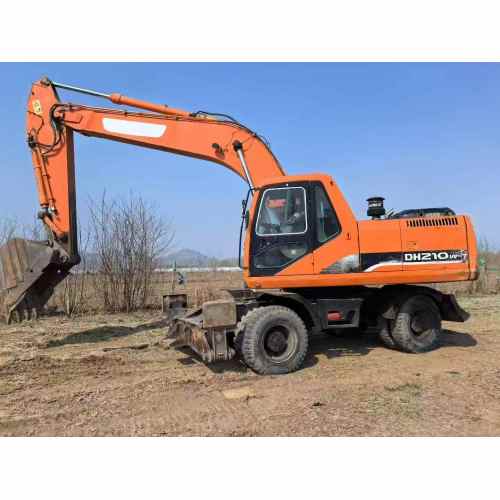 Escavadeira de rodas Doosan 210-7 original