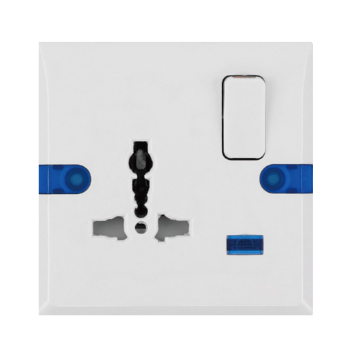 RN Series 1 Gang 13a Switched Multi Socket