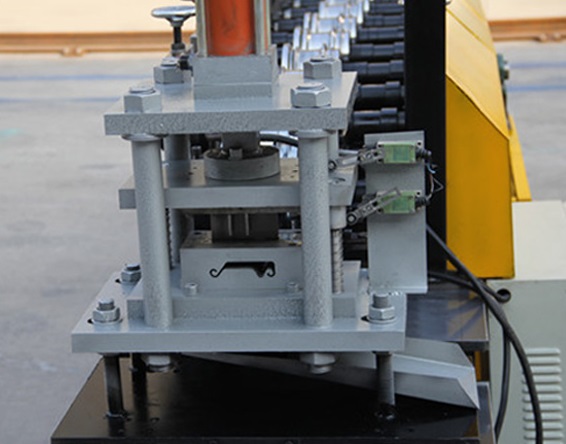 Roll Metal Shutter Roll Forming Machine