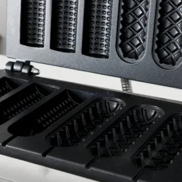 Commercial Using Baker Machine Stainless Steel Temperature Time Control Belgian Waffle Maker for Restaurant