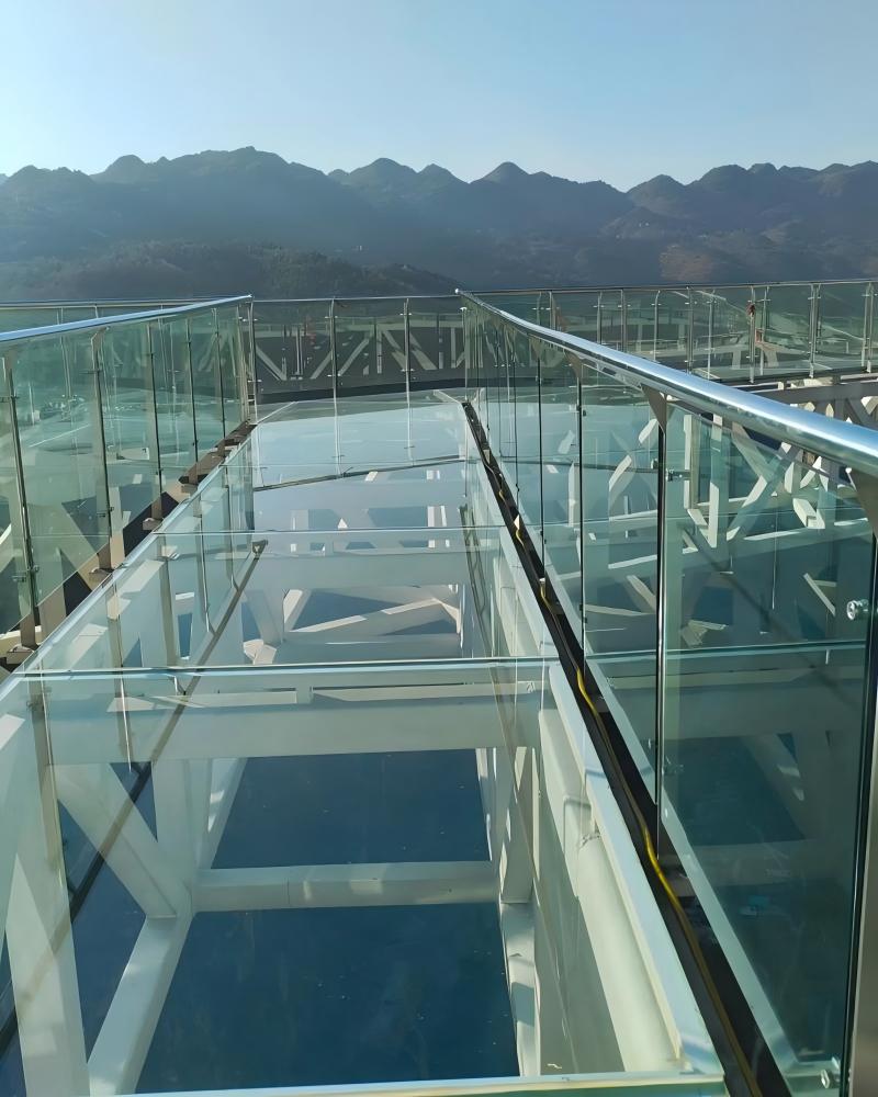 Multi-ply SGP laminated glass
