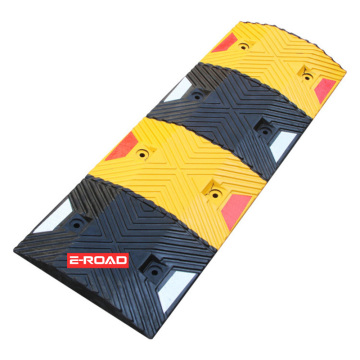Made in China Rubber Speed Bumps for Traffic Management