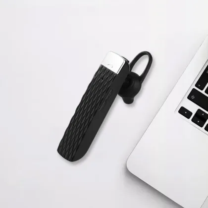 Smart Wireless Business Translator: Real-time Language Translation Headset