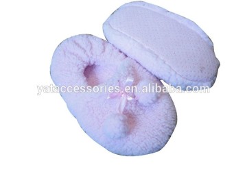 Girl's comfortable & lovely winter soft indoor slippers with dotted sole in very cheap factory price