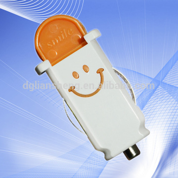Cute Smiling Face 5V 1A Mini USB Car Charger for Samsung iPhone