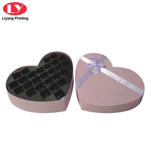 Caja de chocolate de envasado de papel de corazón rosa personalizado