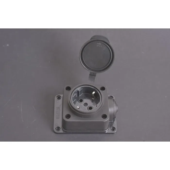 Steker Tiga Fase Jerman 3P+E 32A/380V P6661