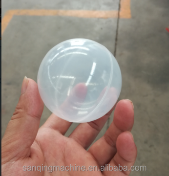 Bola mainan plastik: Pengeluaran dengan mesin pencetakan dan harga pukulan