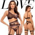 Sexy Black Women in pizzo non tessuto in lingerie Suscender Sets