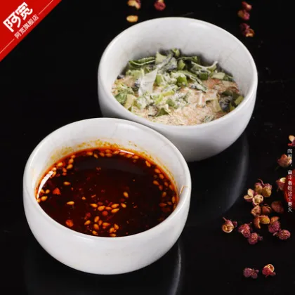 Sichuan Spicy And Sour Flavor Instant Noodle Cup Package
