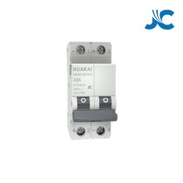 حلول موثوقة لقواطع دوائر التيار المستمر