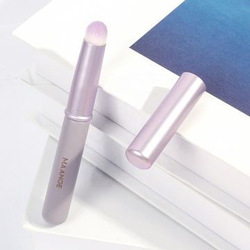 Wholesale Cosmetic Lip Concealer Brush with Short Handle