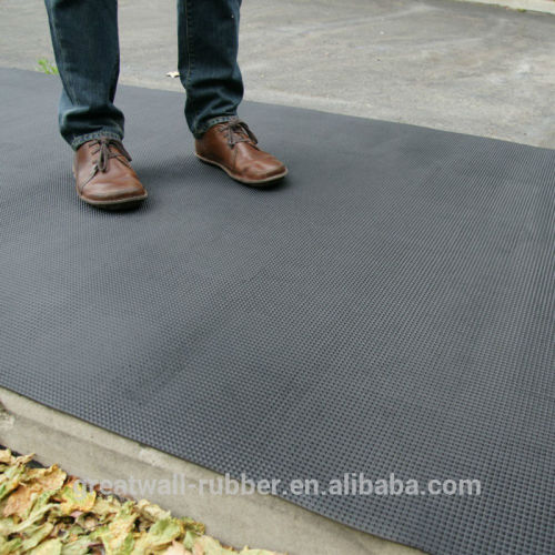 Factory sale various widely used rubber car floor mat Anti-slip Pyramid Rubber Sheets