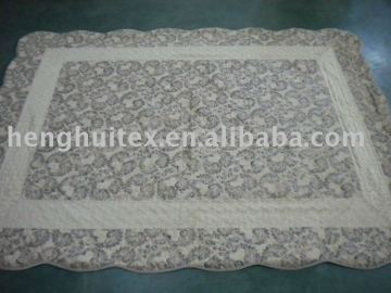 Embroidery Quilt with soft mircro fibre fabric and cotton filling