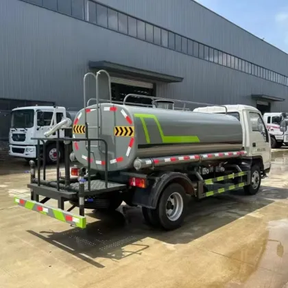 Foton road dust suppression vehicle green spraying vehicle