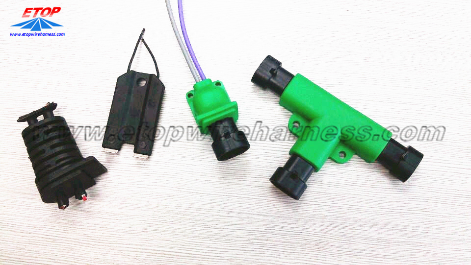 Lafoaina le Delphi Waterproof Connector