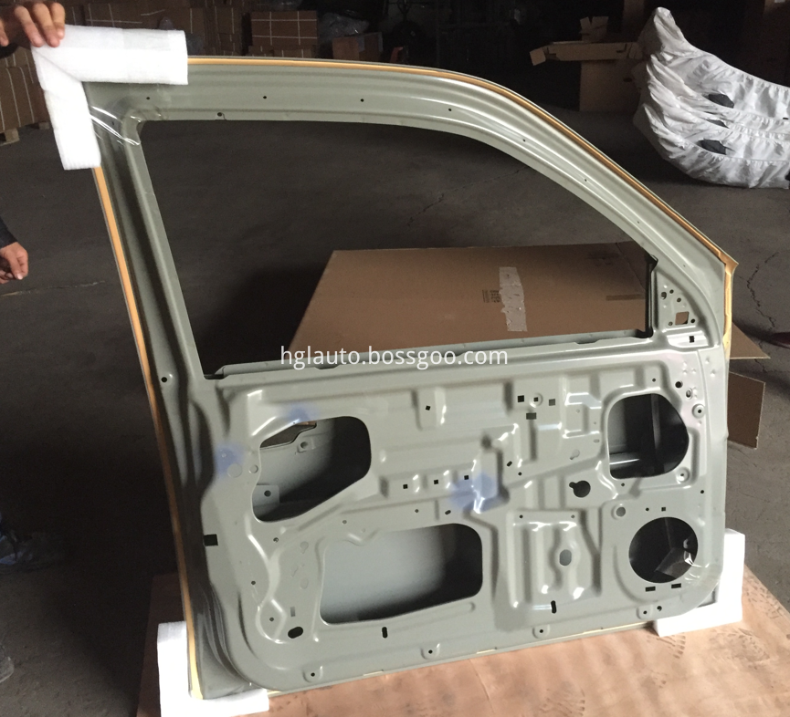 WINGLE RADIATOR SUPPORT 8400200-P24A  006