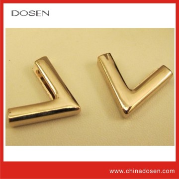 bright gold tone wholesale designer shirt collar metal clip