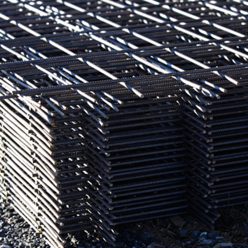 Threaded galvanized welded reinforcing mesh