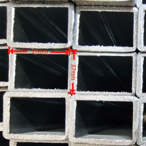 Verzinktes Vierkantrohr 37*57*1,4 mm