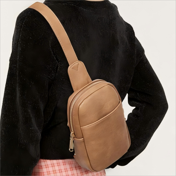 Trendy Single Shoulder Crossbody Bag with Zipper