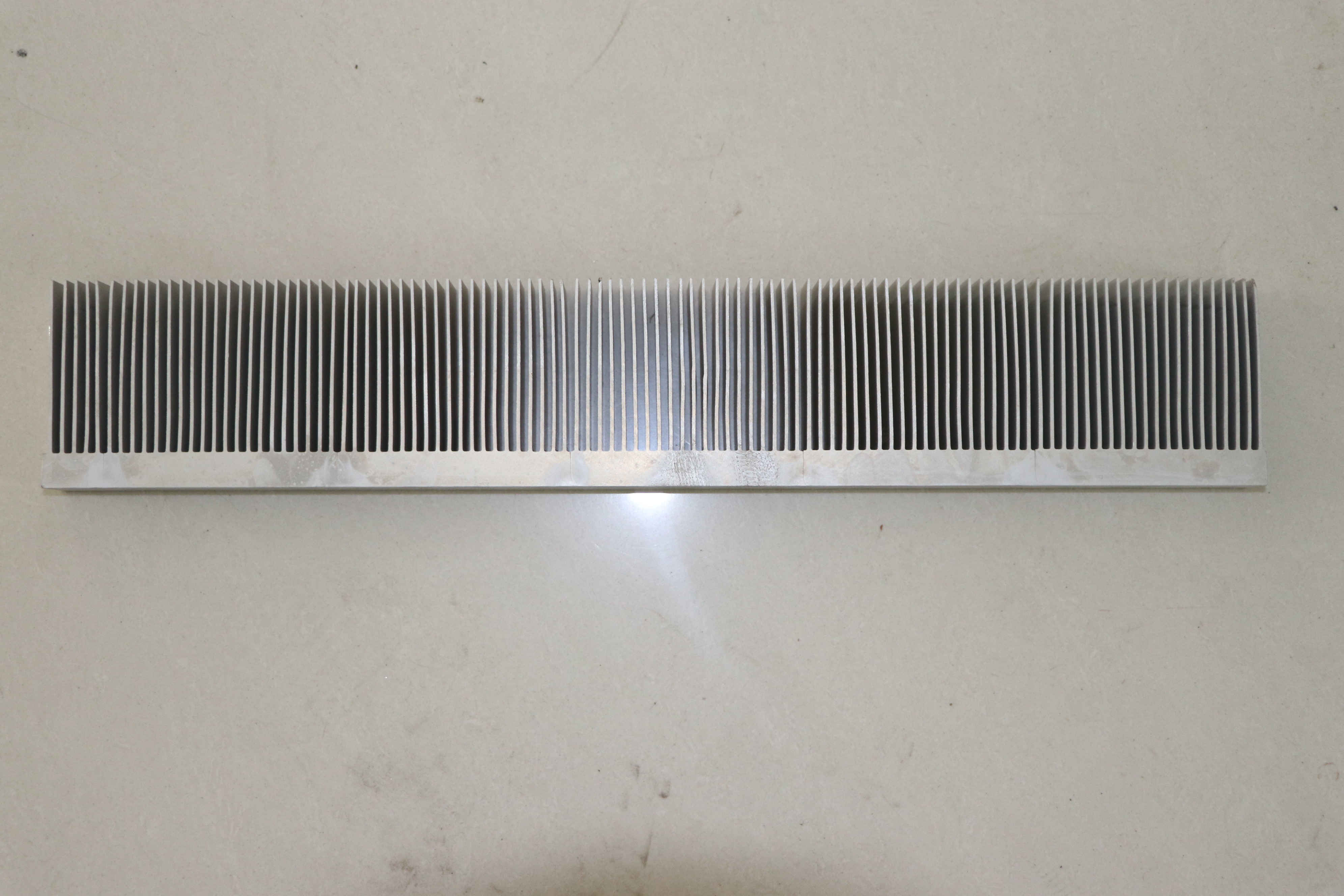 Les types couramment utilisés de profils en aluminium de radiateur