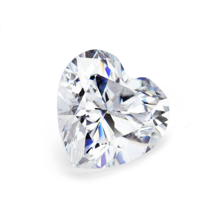9.5×9.5 มม. Heart Brilliant Cut Moissanite DEF VVS