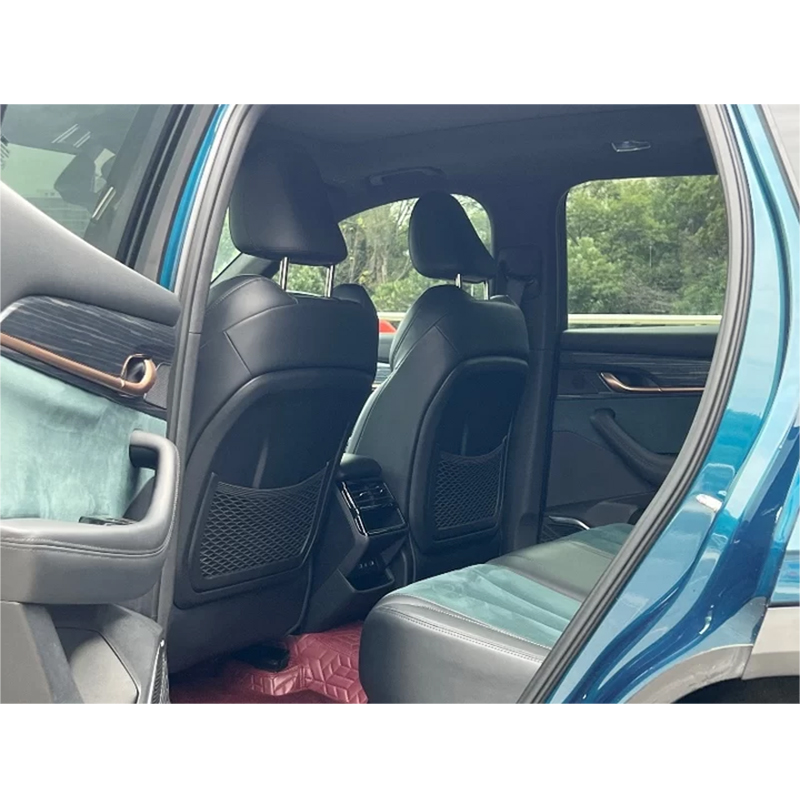 Four Wheel Drive Luxury Geely Second Hand Car
