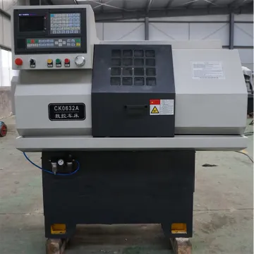 Small gang type tool cnc machine lathe CK0632A