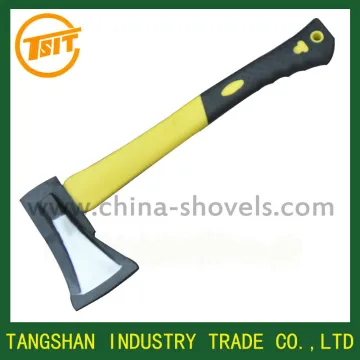 splitting maul with fiberglass handle axe