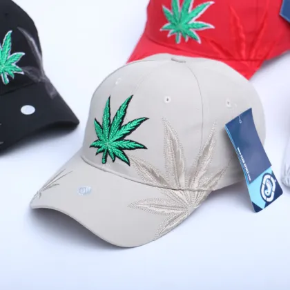 Maple Leaf Embroidery Baseball Cap