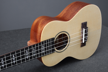 Spruce veneer ukulele wholesale