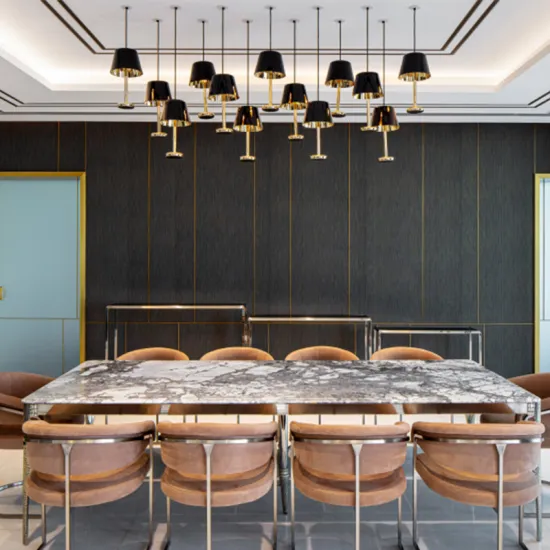 Art Table Light: Design for Restaurant, Bar, and Coffee Shop Chandeliers and Pendant Lights