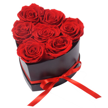 Coffret Coeur de 7 Roses Rouges Conserves