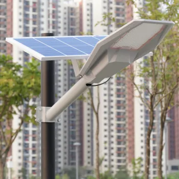 High-Power TecDeft Interstellar Warrior Solar Street Lights: LiFePO4 Battery Options and Outdoor Applications