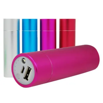 Power Bank with 2,600mAh Li-ion Battery and 500 Times Recycling Time