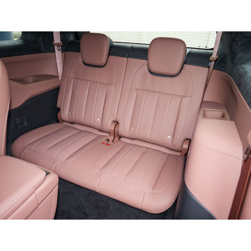 Spacious High-Performance Six-Seater SUV NIO ES8