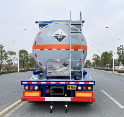 30 Cbm Acid Sodium Hydroxide Transport Truck