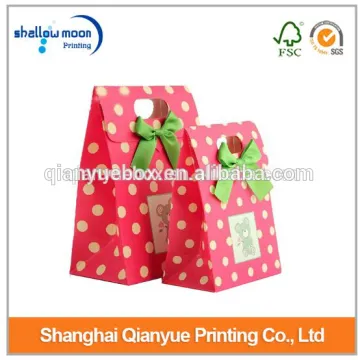 wholesale custom design eco-friendly cheap candy gift box wholesale