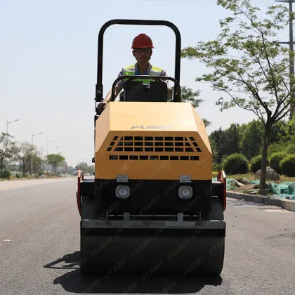 top brand Double Drum Compactor Vibratory 1.5 TON EPA Road Roller