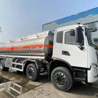 Dongfeng Tianjin 21.5 square tank truck